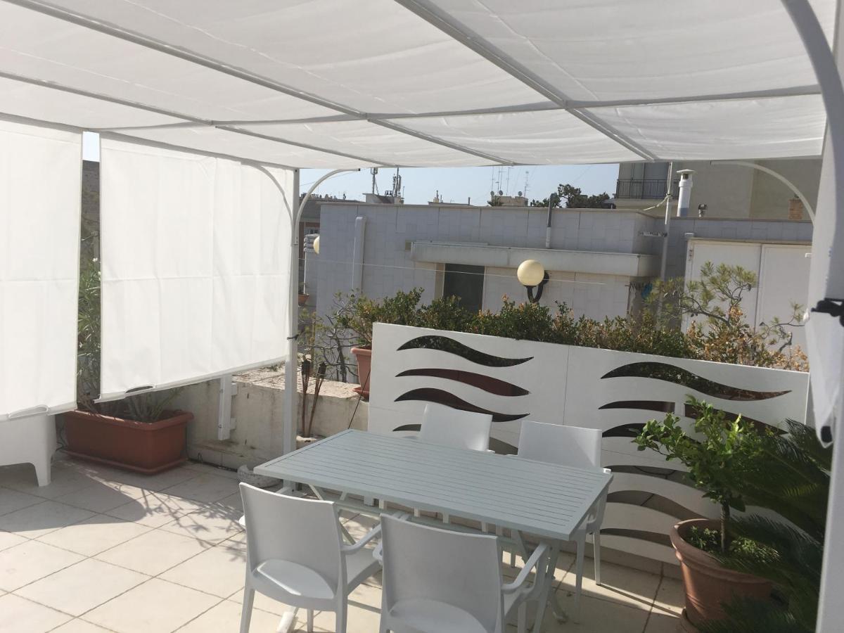 דירות ג'ובינאצו Casa Al Porto מראה חיצוני תמונה