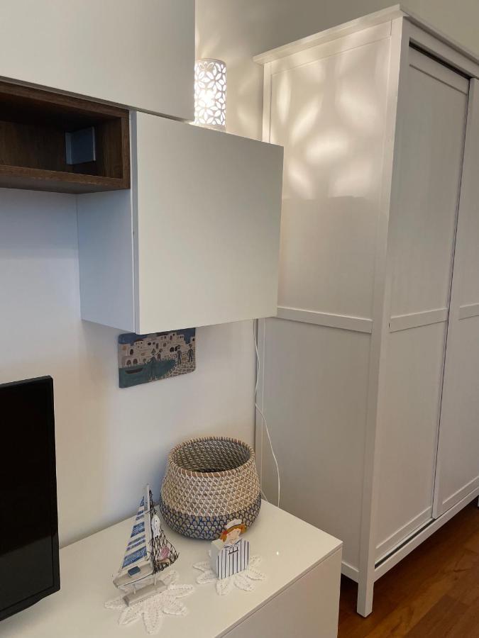 דירות ג'ובינאצו Casa Al Porto מראה חיצוני תמונה