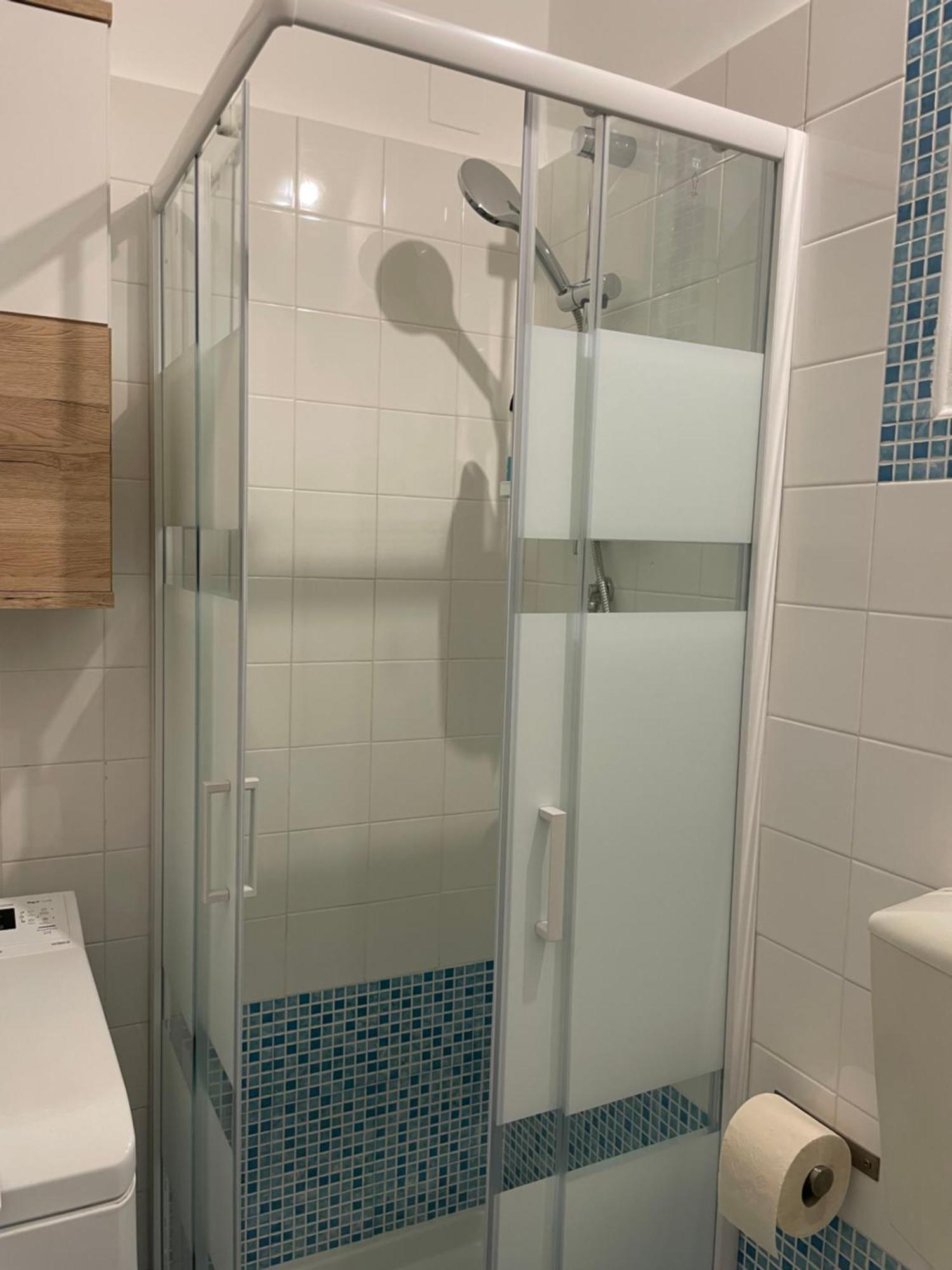 דירות ג'ובינאצו Casa Al Porto מראה חיצוני תמונה